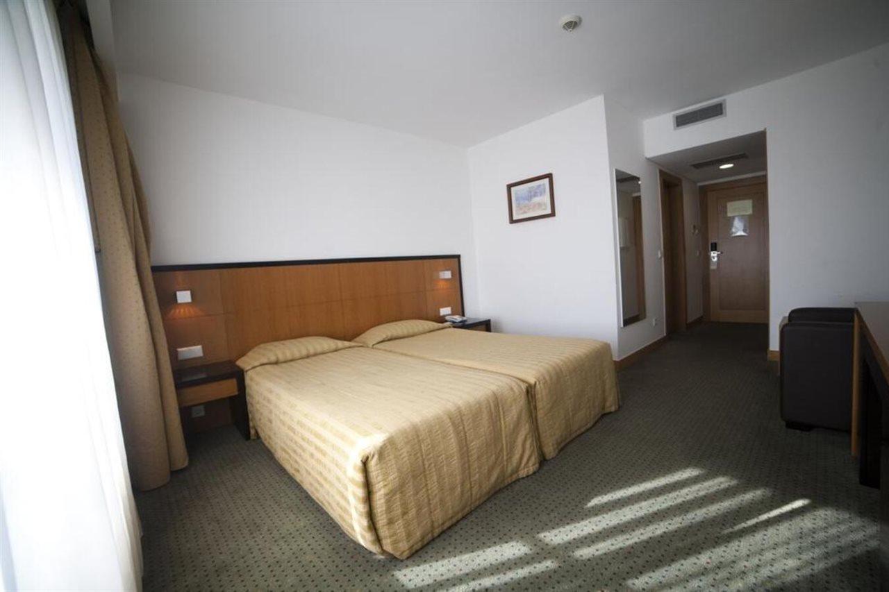 Hotel Bagoeira Barcelos Extérieur photo