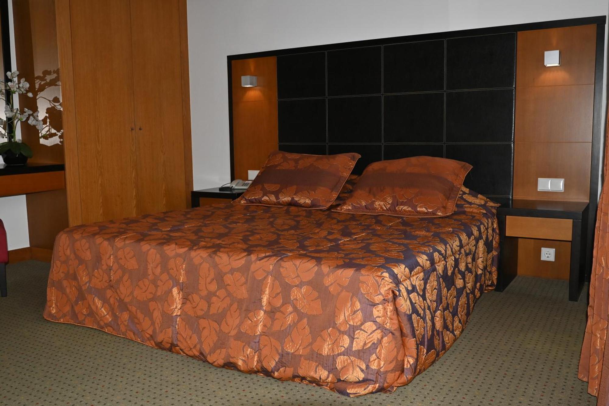 Hotel Bagoeira Barcelos Extérieur photo