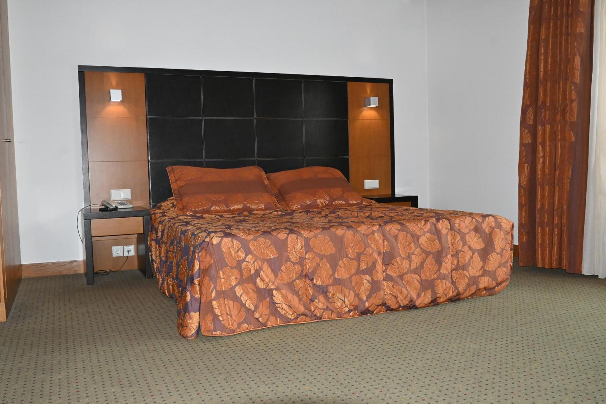 Hotel Bagoeira Barcelos Extérieur photo