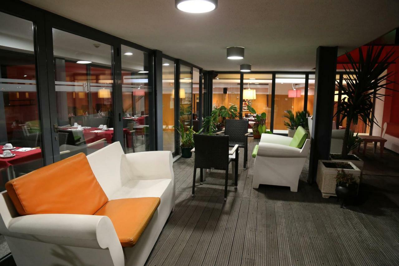 Hotel Bagoeira Barcelos Extérieur photo